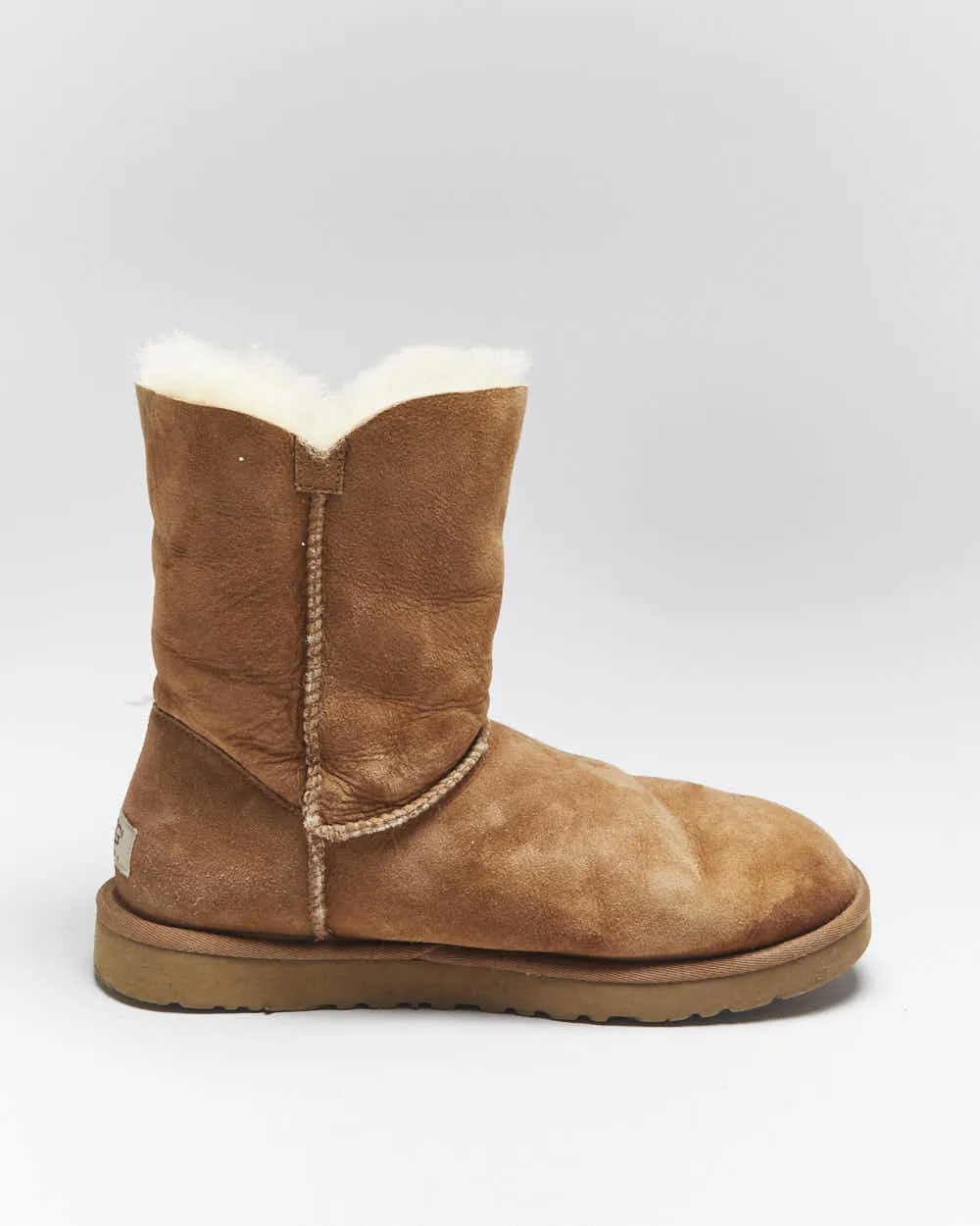 Vintage Y2k 00s UGG Australia Sheepskin Lined Boots - UK6.5 sold by Rokit product image thumbnail 2