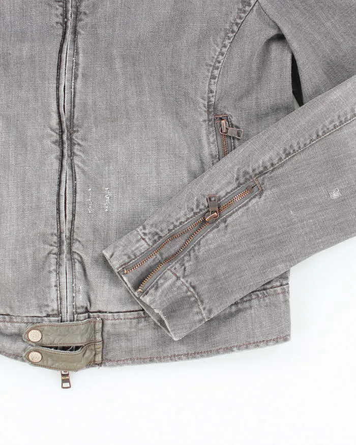 Vintage Y2K Armani Exchange Grey Denim Wash Zip Up Jacket - M sold by Rokit product image thumbnail 4