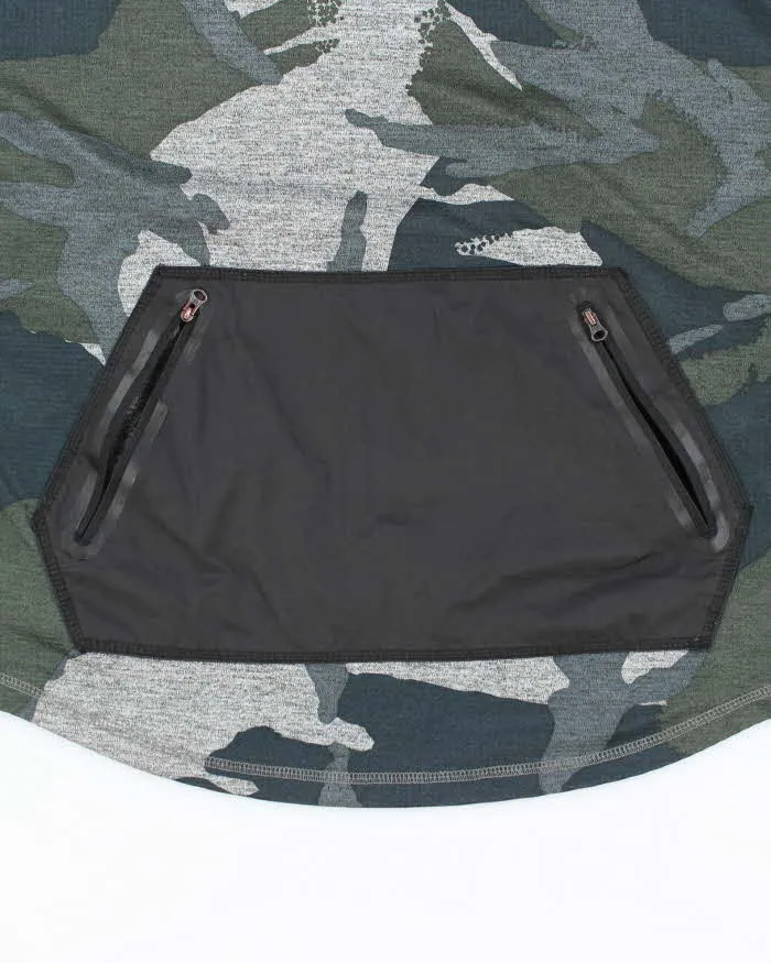 Vintage Burton Camouflage Sweatshirt - XXL sold by Rokit product image thumbnail 4