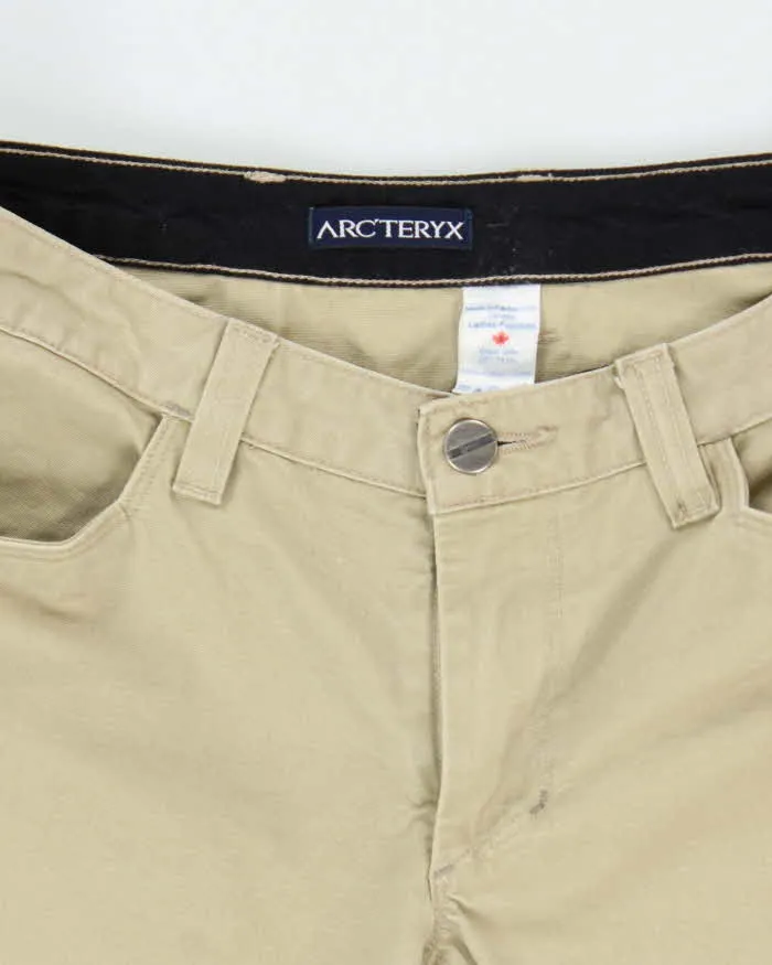 Vintage Y2K Women's Arc'teryx Heavyweight Utility Trousers - W30 L30 sold by Rokit product image thumbnail 5