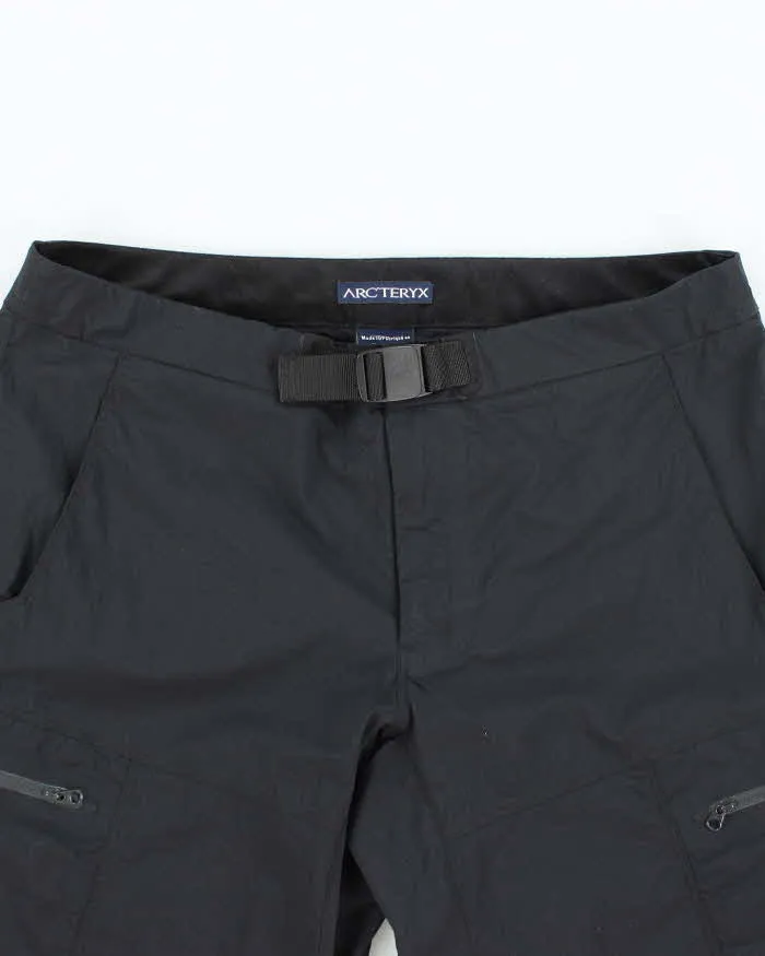 Vintage Arc'teryx Waterproof Capri Trousers - W32 sold by Rokit product image thumbnail 3