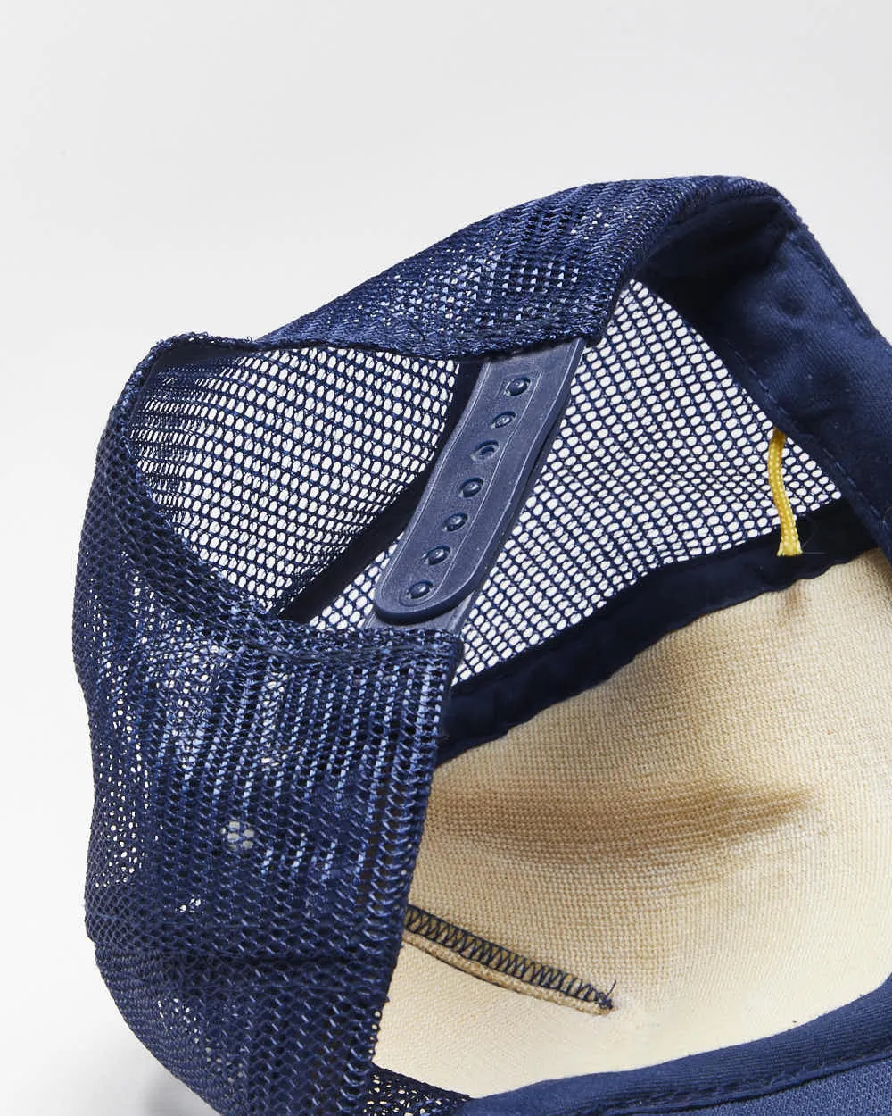 Vintage 90's Hawaii Police Embroidered Trucker Cap - OS sold by Rokit product image thumbnail 5