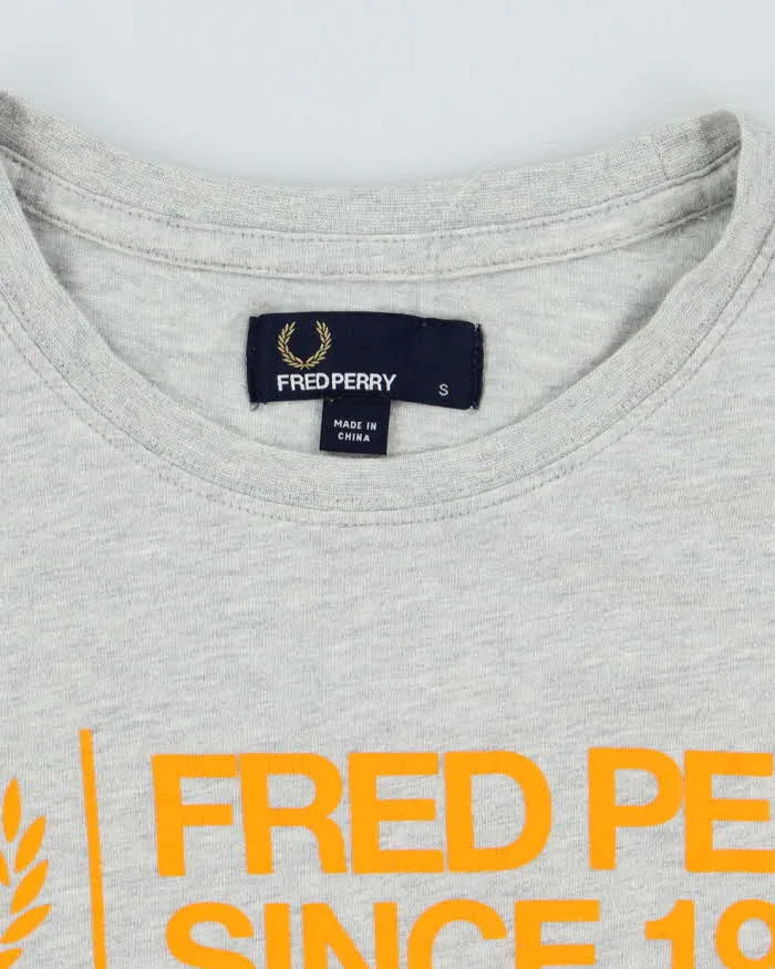 Vintage 2000's Fred Perry Centre Logo T-Shirt - S sold by Rokit product image thumbnail 5