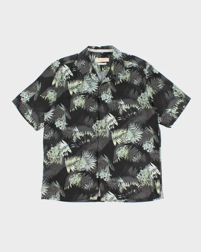 Vintage Tommy Bahama All Over Print Floral T-Shirt - L sold by Rokit