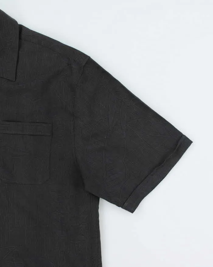 Vintage Jamaica Jaxx Oversized Textured Hawaiian Shirt - L sold by Rokit product image thumbnail 4