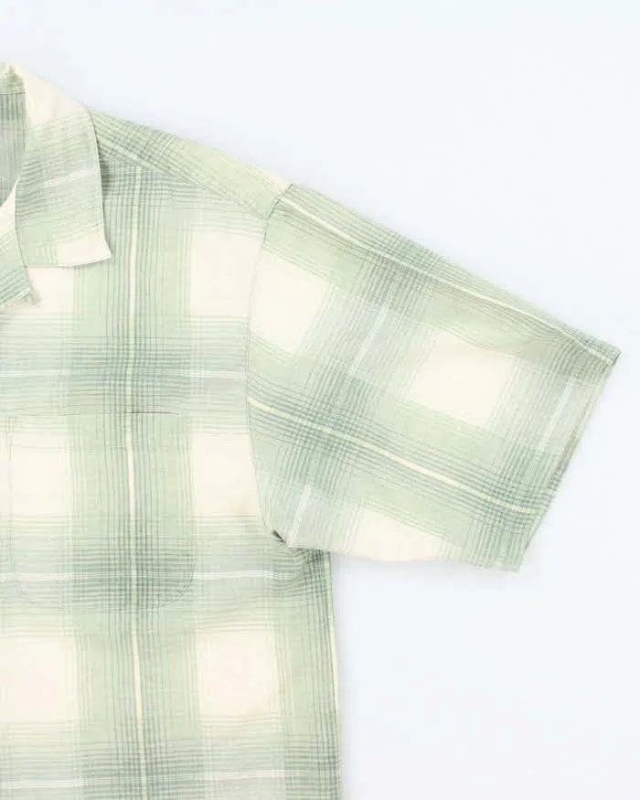 Vintage Tommy Bahama Patterned Hawaiian Shirt - M sold by Rokit product image thumbnail 4