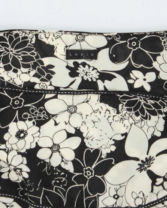 Vintage 00s Lapis Floral Skirt - S sold by Rokit product image thumbnail 4