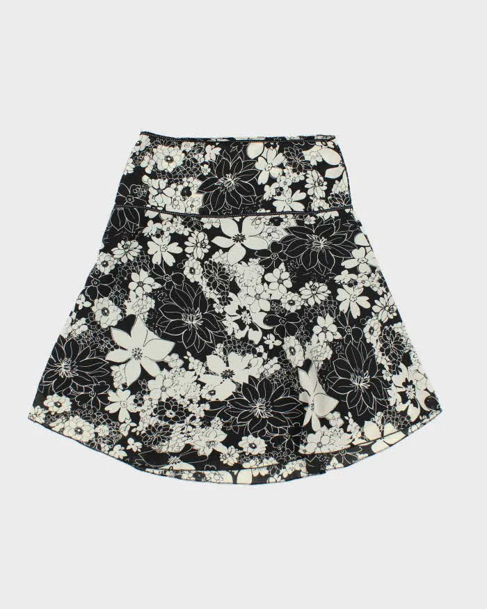 Vintage 00s Lapis Floral Skirt - S sold by Rokit product image thumbnail 2