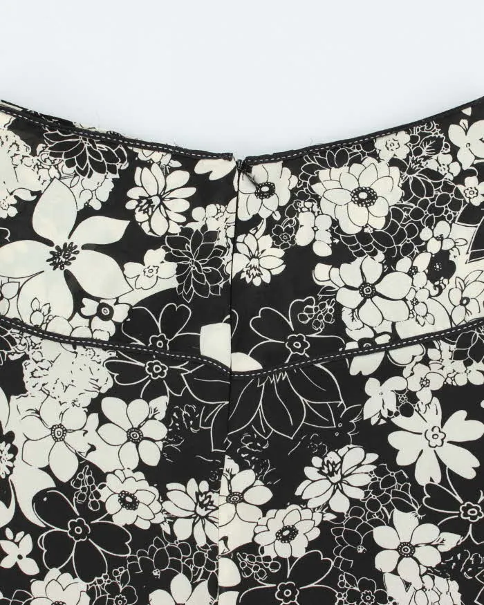 Vintage 00s Lapis Floral Skirt - S sold by Rokit product image thumbnail 3