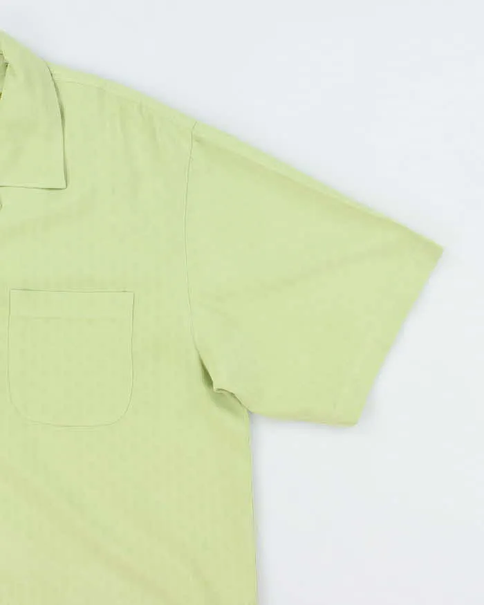 Vintage Tommy Bahama Embossed Striped Hawaiian Shirt - L sold by Rokit product image thumbnail 4