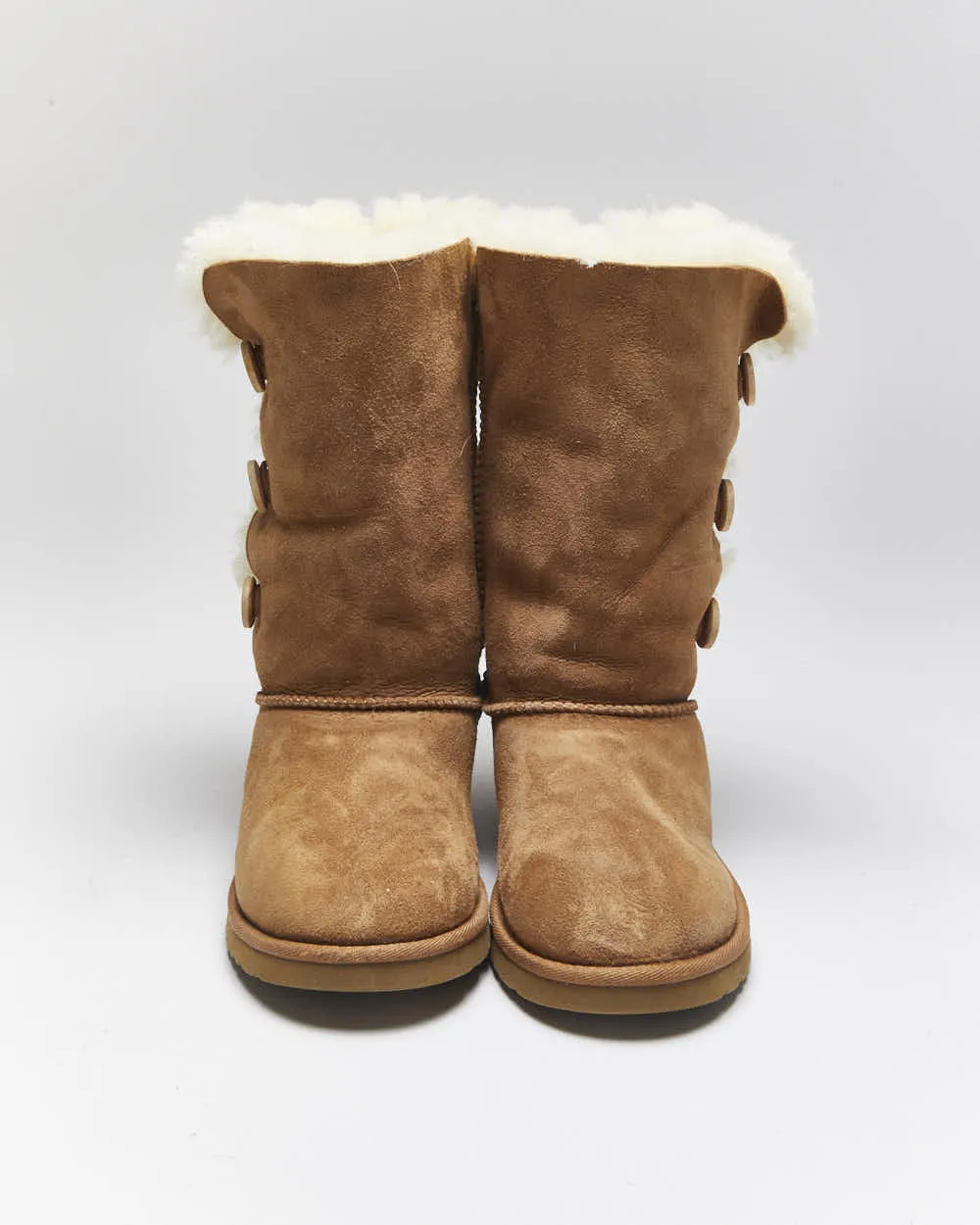 Vintage Y2k 00s UGG Australia Sheepskin Lined Boots - UK3 sold by Rokit product image thumbnail 3