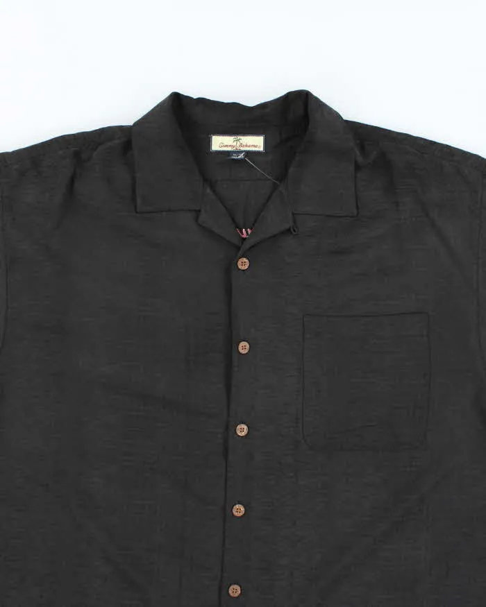 Vintage Tommy Bahama Embroidered Pin Up Girl Hawaiian Shirt - XL sold by Rokit product image thumbnail 3