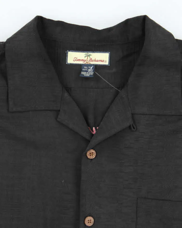 Vintage Tommy Bahama Embroidered Pin Up Girl Hawaiian Shirt - XL sold by Rokit product image thumbnail 5