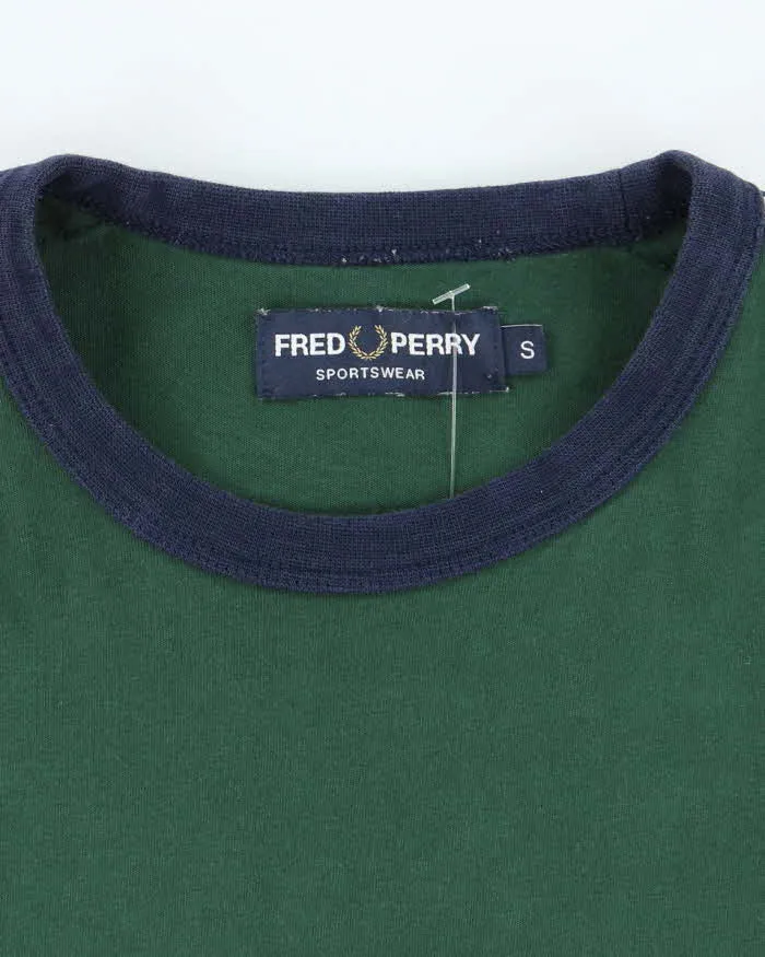 Vintage 2000's Fred Perry Small Crest Logo T-Shirt - S sold by Rokit product image thumbnail 5