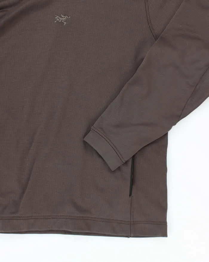 Vintage 2000's Arc'teryx Lightweight Oversized Hoodie - XL sold by Rokit product image thumbnail 4