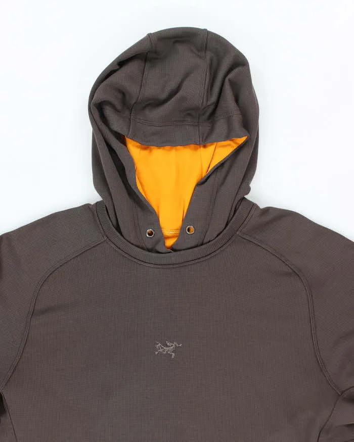 Vintage 2000's Arc'teryx Lightweight Oversized Hoodie - XL sold by Rokit product image thumbnail 3
