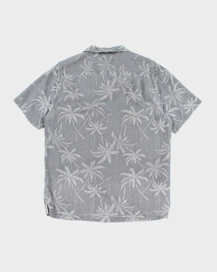 Vintage Tommy Bahama Hawaiian Silk Shirt - M sold by Rokit product image thumbnail 2