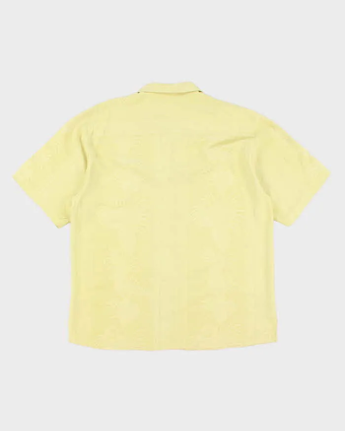 Vintage Tommy Bahama Oversized Embossed Hawaiian Shirt - XL sold by Rokit product image thumbnail 2