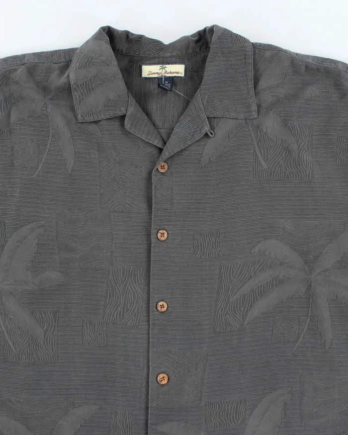 Vintage Tommy Bahama Hawaiian Silk Shirt - L sold by Rokit product image thumbnail 3