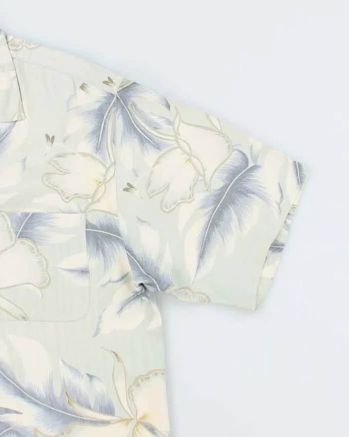 Vintage Tommy Bahama All Over Print Silk Hawaiian Shirt - M sold by Rokit product image thumbnail 4