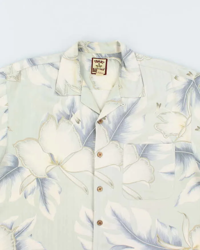 Vintage Tommy Bahama All Over Print Silk Hawaiian Shirt - M sold by Rokit product image thumbnail 3