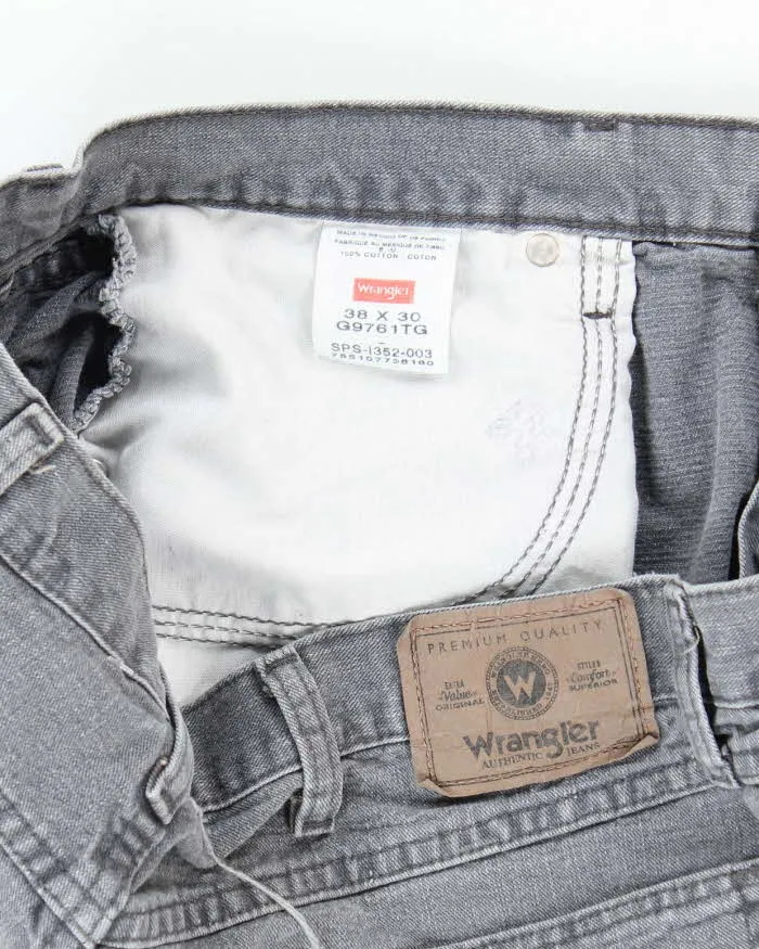 Vintage Wrangler Faded Grey Wash Relaxed Fit Jeans - W34 L29 sold by Rokit product image thumbnail 5