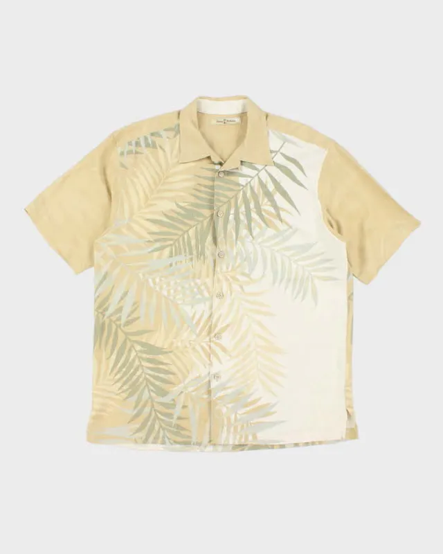 Vintage 2000's Tommy Bahama Floral Print Hawaiian Shirt - L sold by Rokit
