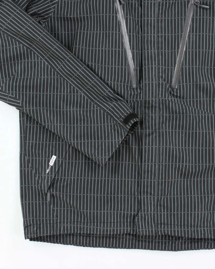 Vintage Y2K Helly Hansen Pin Stripe Insulated Ski Jacket - L sold by Rokit product image thumbnail 4