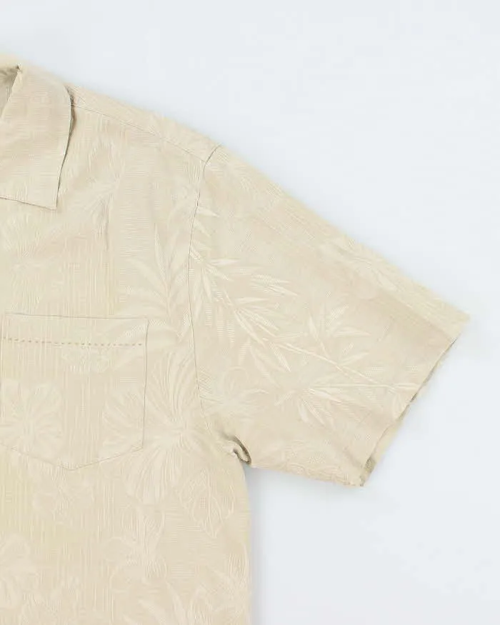 Vintage 2000's Jamaica Jaxx Embossed Floral Hawaiian Shirt - XL sold by Rokit product image thumbnail 4