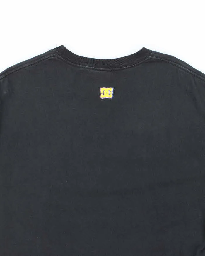 Vintage 00s DC Shoe Co Graphic T-shirt - L sold by Rokit product image thumbnail 4