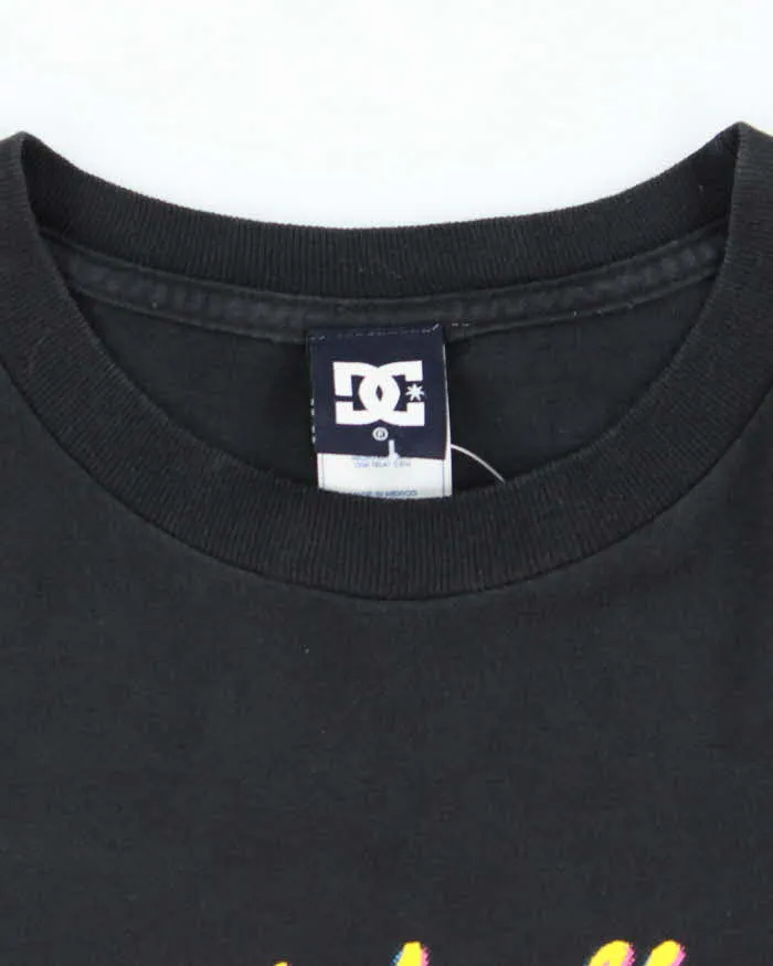 Vintage 00s DC Shoe Co Graphic T-shirt - L sold by Rokit product image thumbnail 5