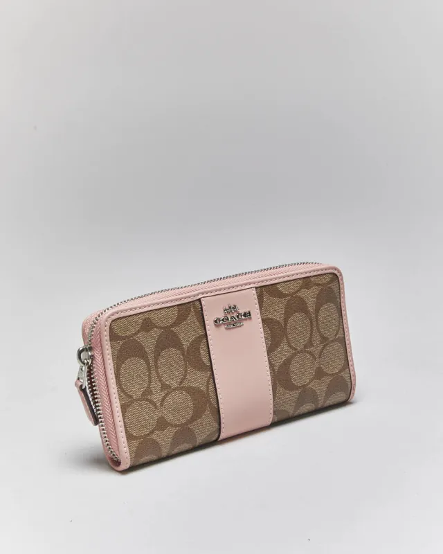 Vintage Y2k 00s Coach Purse sold by Rokit