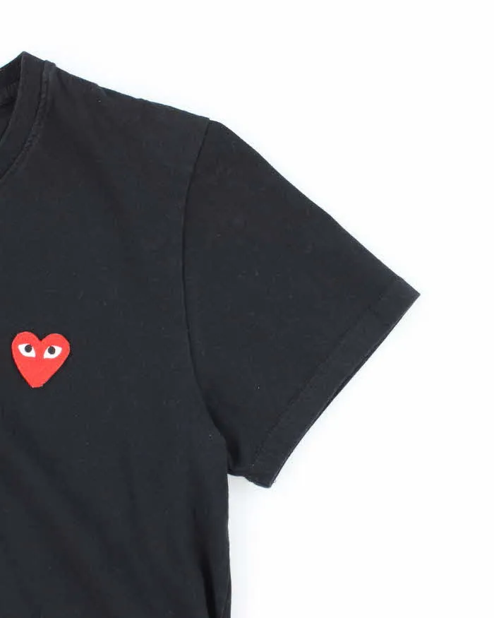 Vintage Comme Des Garcons Play T-shirt - L sold by Rokit product image thumbnail 4