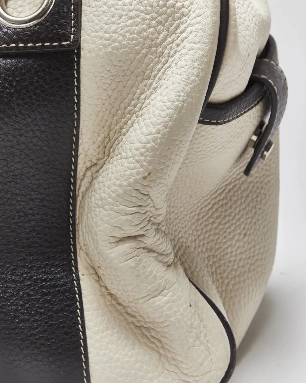 Vintage Y2k 00s Danier Leather Handbag sold by Rokit product image thumbnail 5