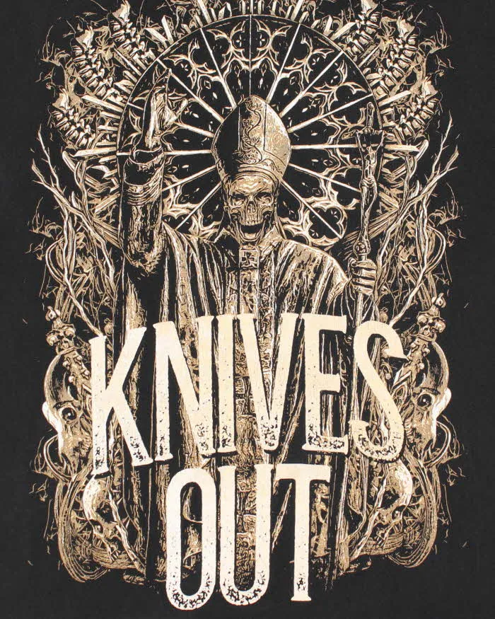 Vintage Knives Out Graphic T-shirt - L sold by Rokit product image thumbnail 3