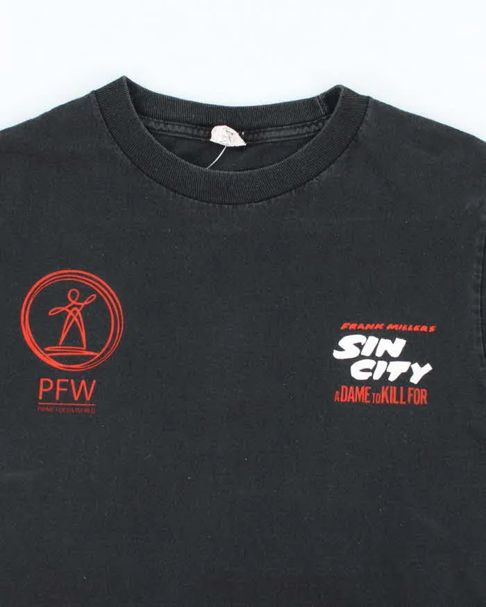 Vintage 2000's Frank Miller's Sin City T-shirt - S sold by Rokit product image thumbnail 3