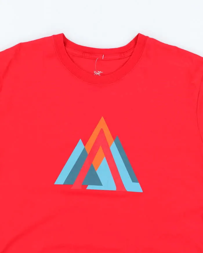 Vintage 2000's Arc'teryx T-shirt - L sold by Rokit product image thumbnail 3
