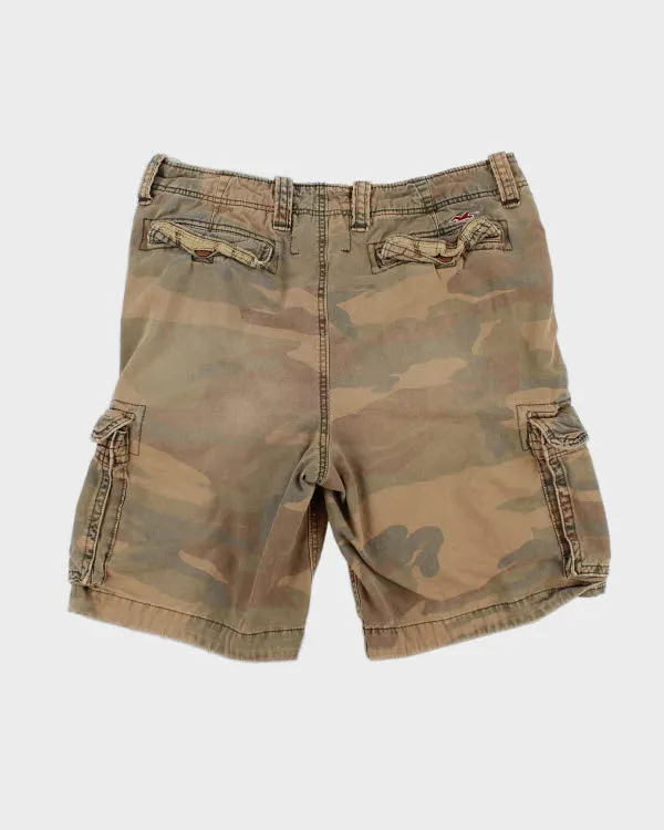Y2K 00s Hollister Distressed Camouflage Cargo Shorts - W38 sold by Rokit product image thumbnail 2