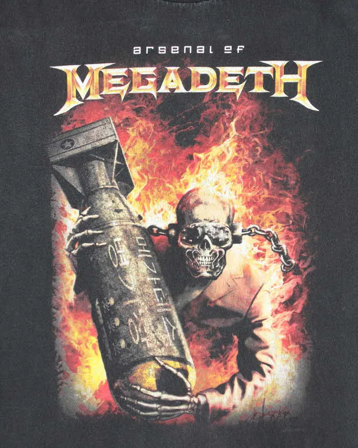 Vintage 2000's Megadeth Graphic T-Shirt - S sold by Rokit product image thumbnail 3