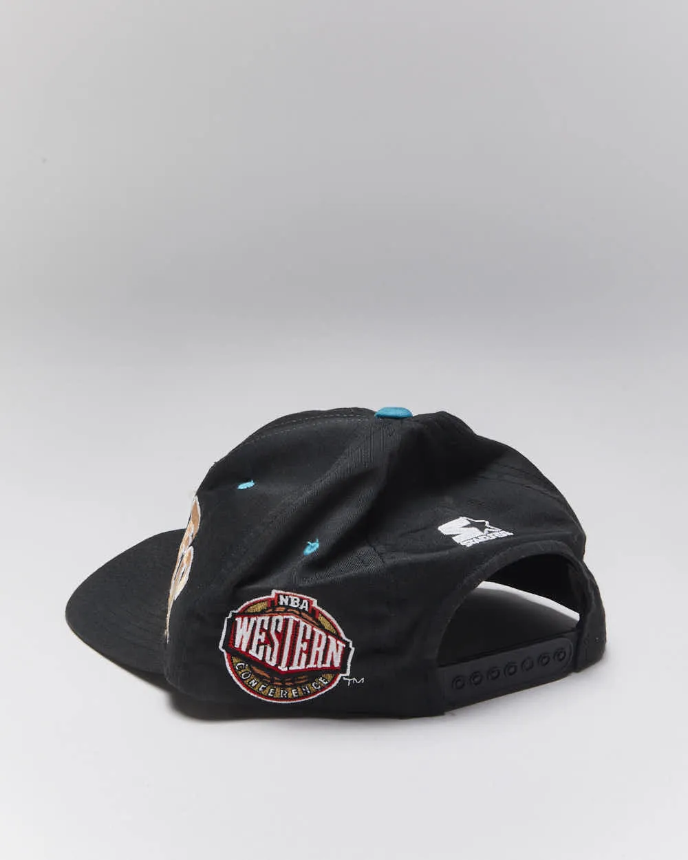 Vintage 90's Starter Vancouver Grizzlies Snapback - OS sold by Rokit product image thumbnail 2