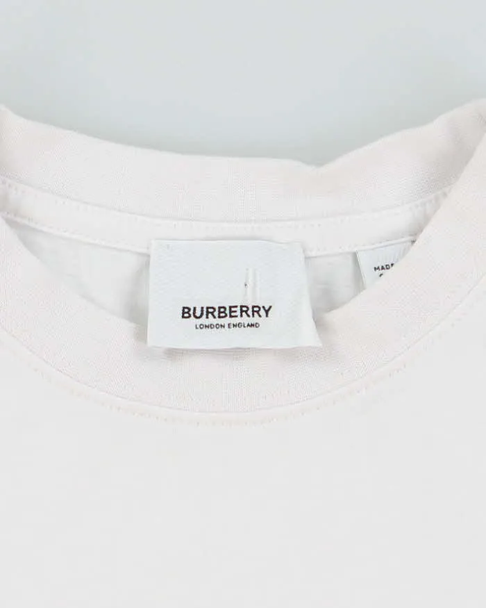 Vintage 2000's Burberry Spell Out Graphic T-Shirt - S sold by Rokit product image thumbnail 5