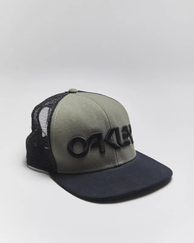 Vintage Oakley Spell Out Logo Trucker Cap - OS sold by Rokit