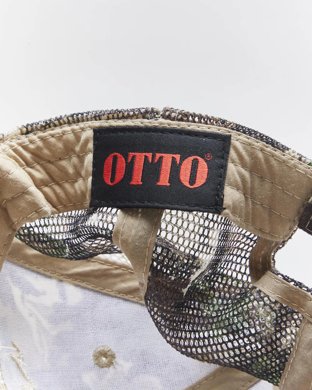 Vintage Y2K Embroidered Camouflage Trucker Cap - OS sold by Rokit product image thumbnail 5