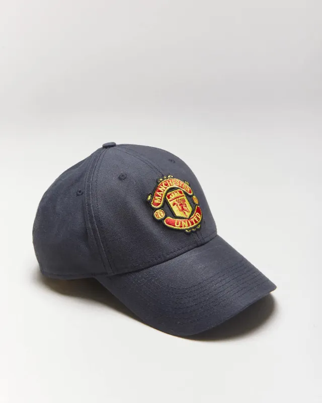 Vintage 2000's Nike Manchester United Football Fitted Cap - M sold by Rokit