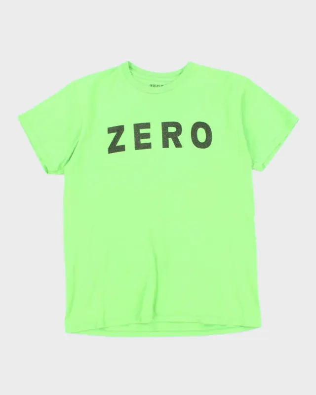Vintage Y2K Zero Skateboards Spell Out Graphic T-Shirt - M made by Rokit