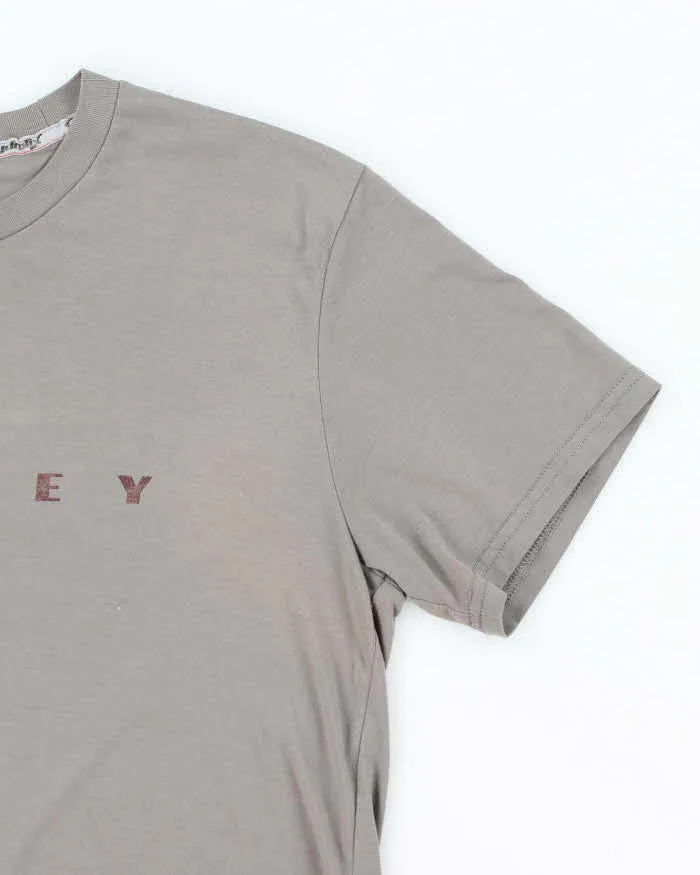 Vintage 00s Oakley T-shirt - L sold by Rokit product image thumbnail 4