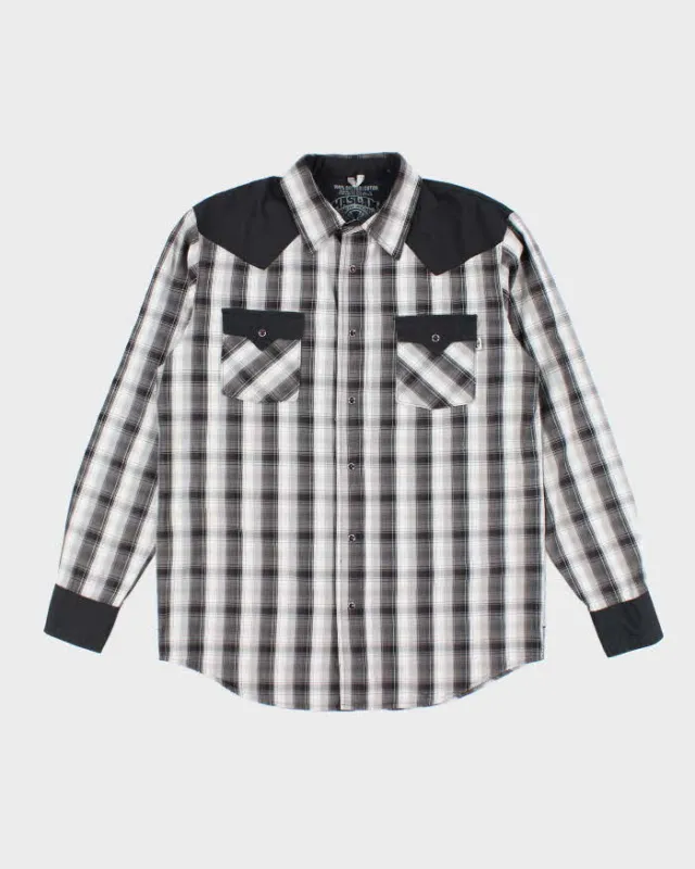 Vintage Y2k 00s Independent Skate Board Chris Haslam Shirt - XL sold by Rokit