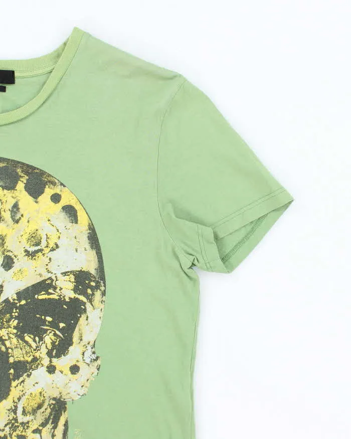 Vintage 2000's Alexander McQueen Skull Graphic T-Shirt - L sold by Rokit product image thumbnail 4