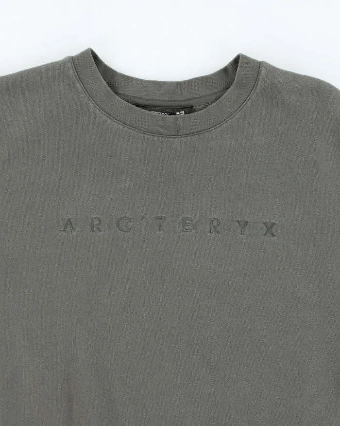 Vintage 2000's Arc'teryx Embroidered Spell Out Logo Sweatshirt - XL sold by Rokit product image thumbnail 3