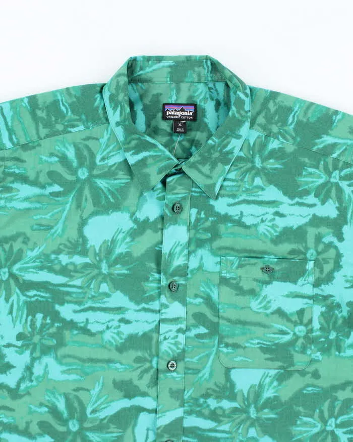 Vintage Patagonia Floral Patterned Short Sleeve Shirt - XL sold by Rokit product image thumbnail 3